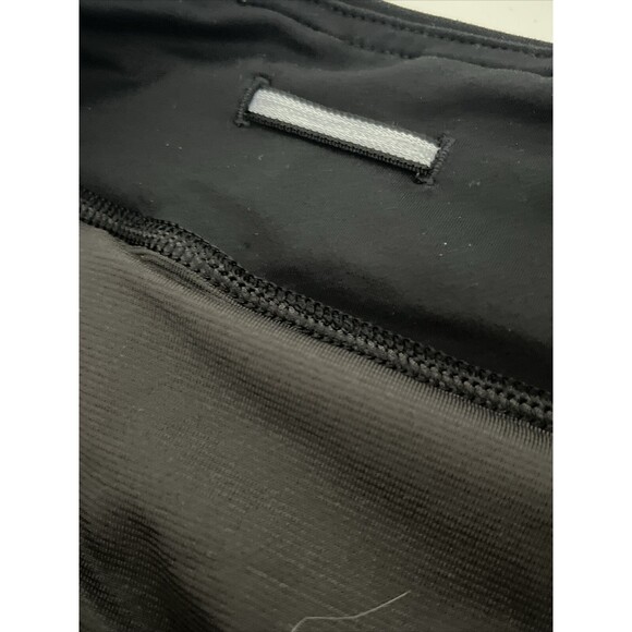 VGUC LULULEMON Run SHORTS SZ 6 Black GRAY SIDE RUCHING - Picture 12 of 15